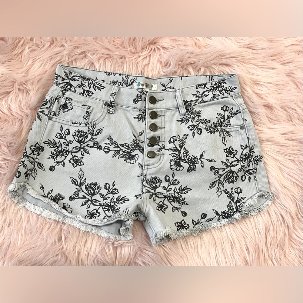 Love Fire Gray&Black Floral Hi-Waisted Jean Shorts(7)